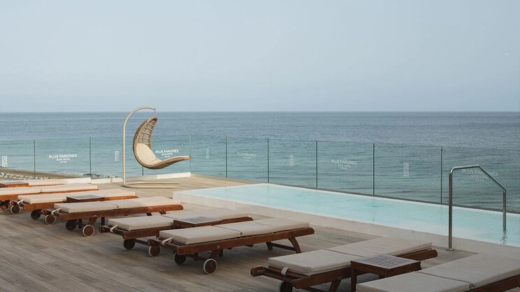 Plus Fariones Suite Hotel